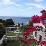 Studio Apartments Kalma